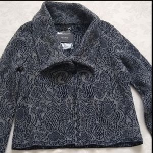 New 🎀 Made in Italy wool oversize wrap collar